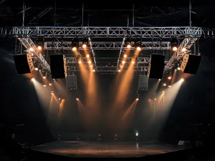 Live touring stage with suspended speakers
